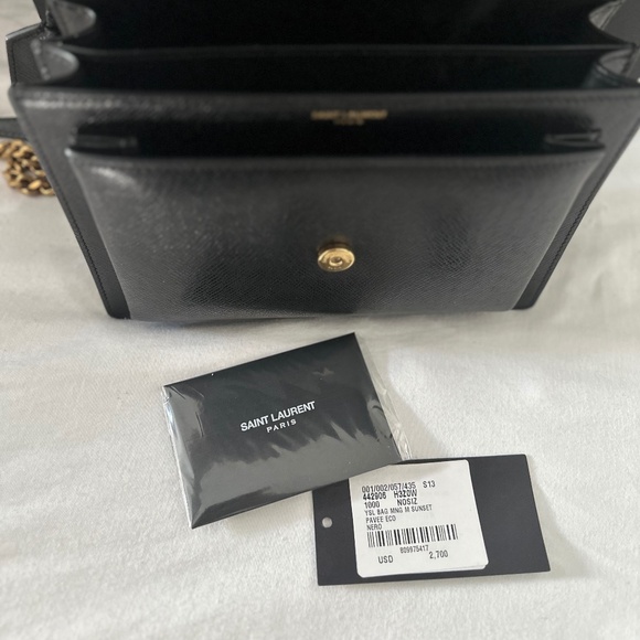 Like New! YSL Sunset Medium in Smooth Leather - Picture 7 of 8